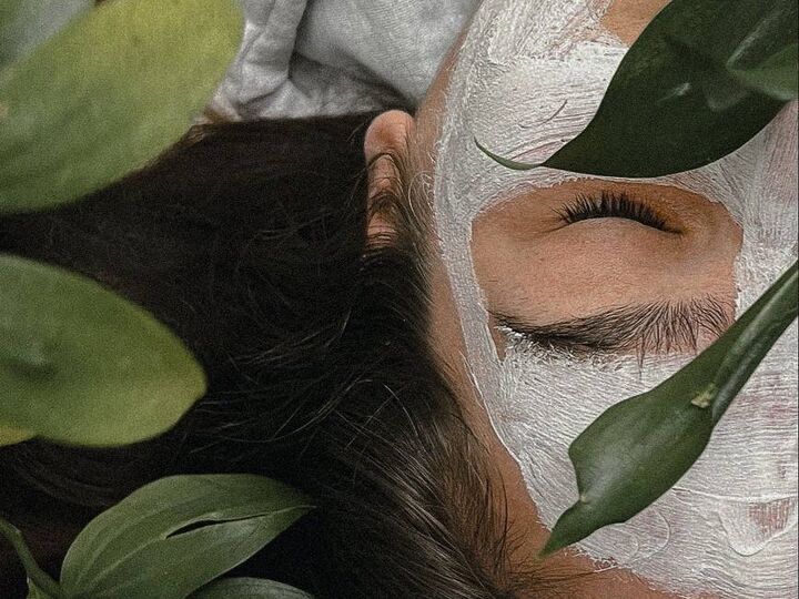 Acne treatment facial at Vancouver Green Spa in downtown Vancouver